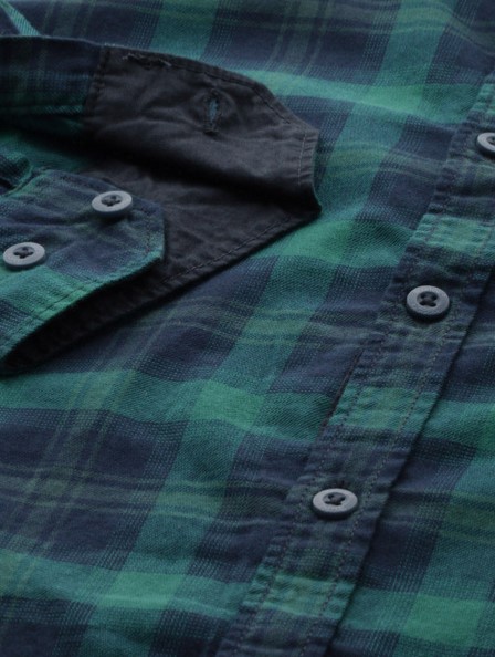 Screenshot 2026-07-23 131706 Men Green & Navy Blue Checked Casual Shirt - Image 4